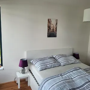 Apartament New In Karlin, 8, Close To Center, Praga